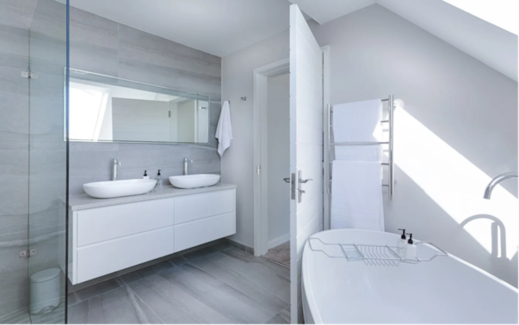 Everything You Need to Know About Bathroom Flooring When Redecorating Your Home